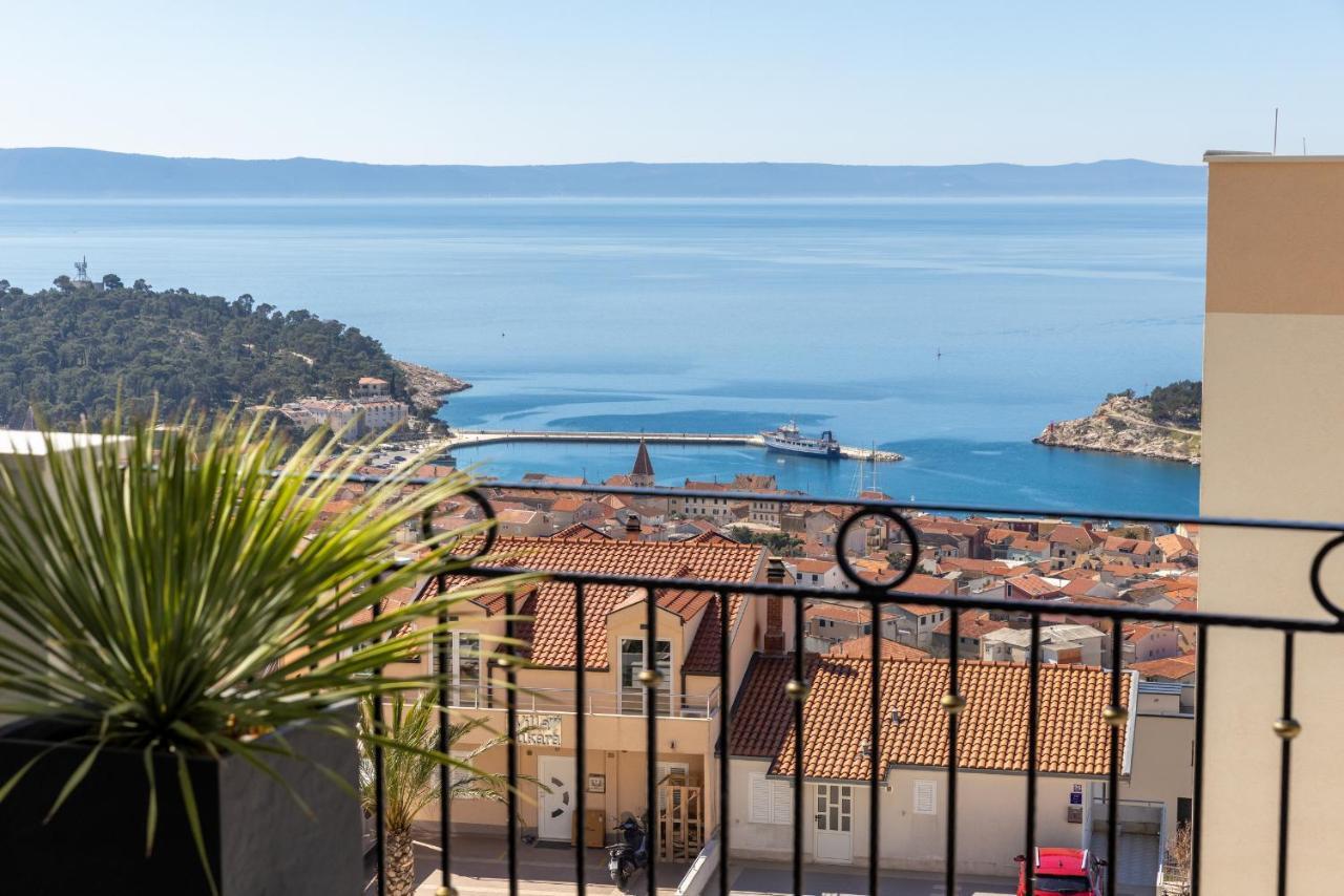 Villa Smaragd - Lapis - Luxury Apartment With Shared Pool Makarska Buitenkant foto