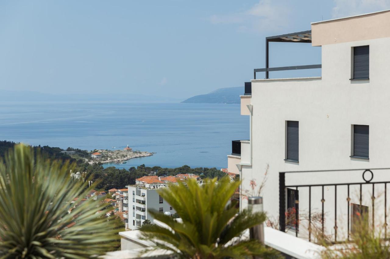Villa Smaragd - Lapis - Luxury Apartment With Shared Pool Makarska Buitenkant foto