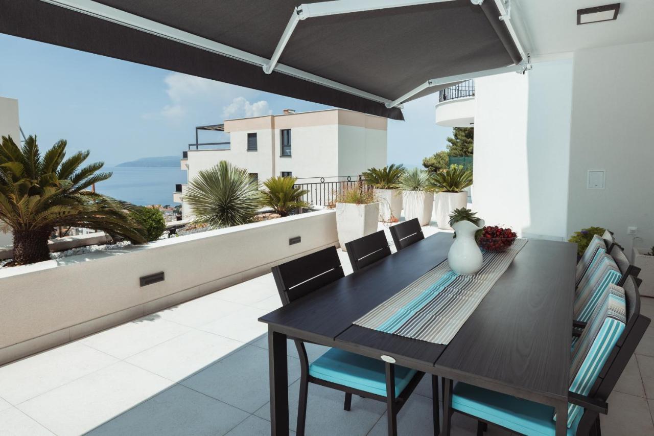 Villa Smaragd - Lapis - Luxury Apartment With Shared Pool Makarska Buitenkant foto